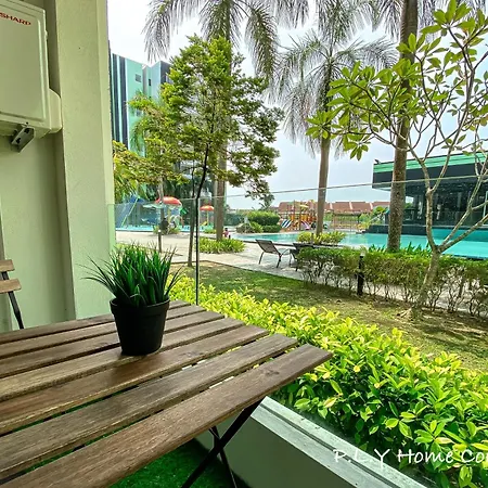 Manhattan Condo Ipoh Groundfloor Poolside Free Netflix&Carpark Exterior photo