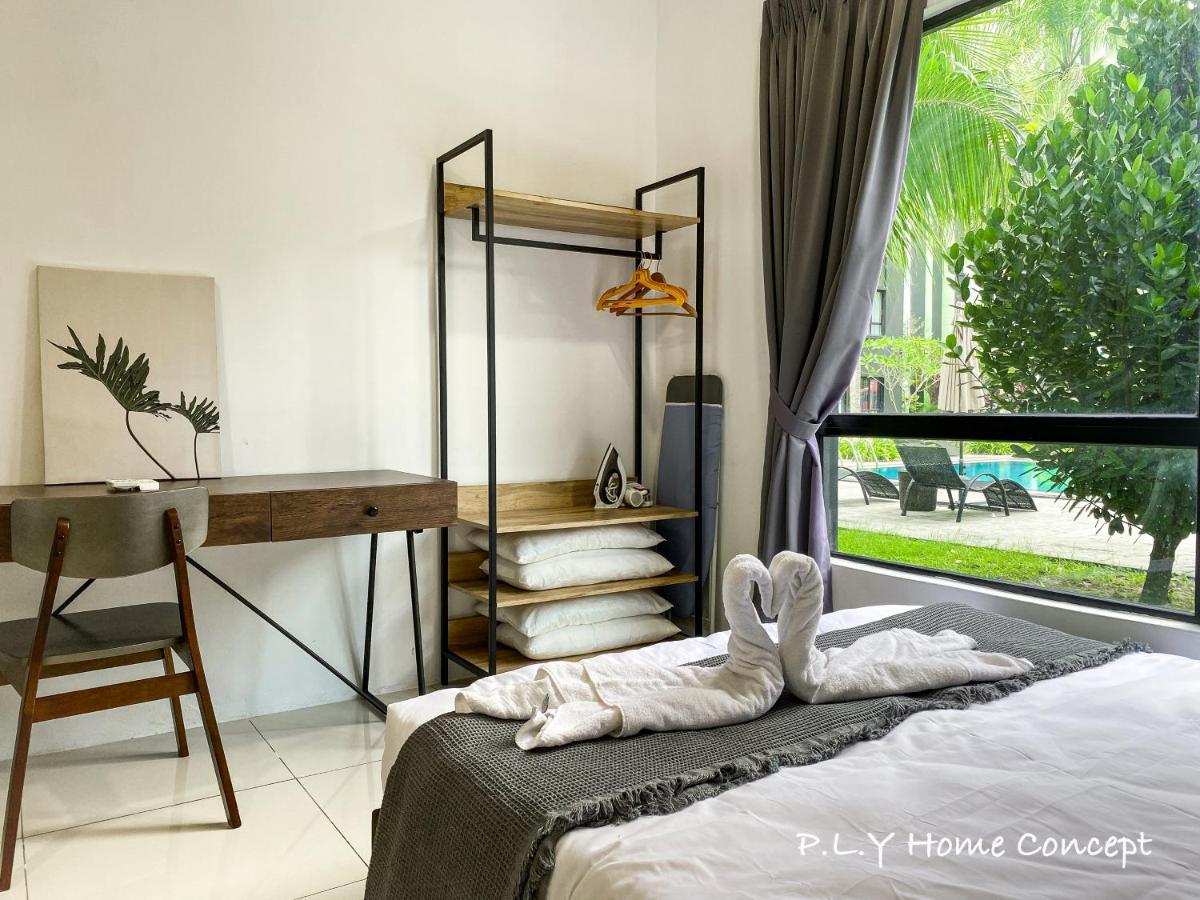 Apartment Manhattan Groundfloor Poolside Free Netflix&carpark Ipoh