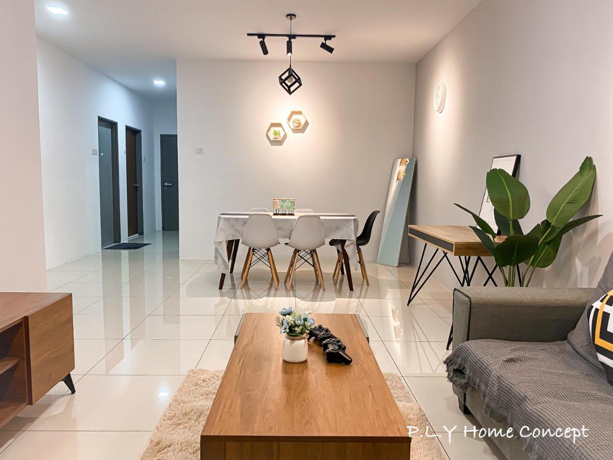 Manhattan Groundfloor Poolside Free Netflix&carpark Apartment Ipoh
