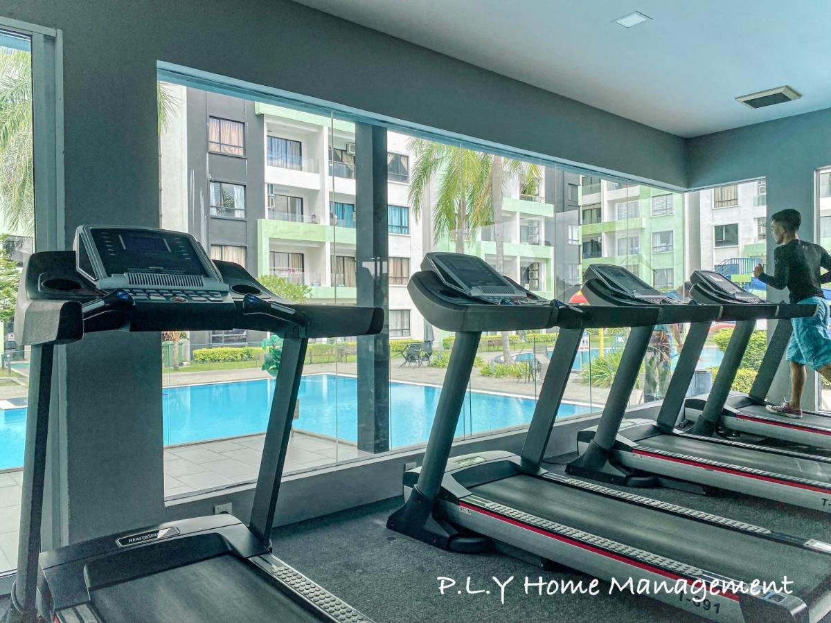 Apartment Manhattan Groundfloor Poolside Free Netflix&carpark *