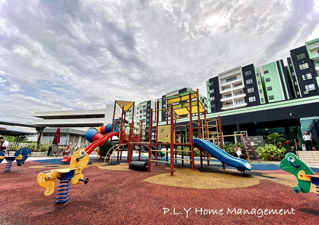 Manhattan Groundfloor Poolside Free Netflix&carpark Apartment Ipoh