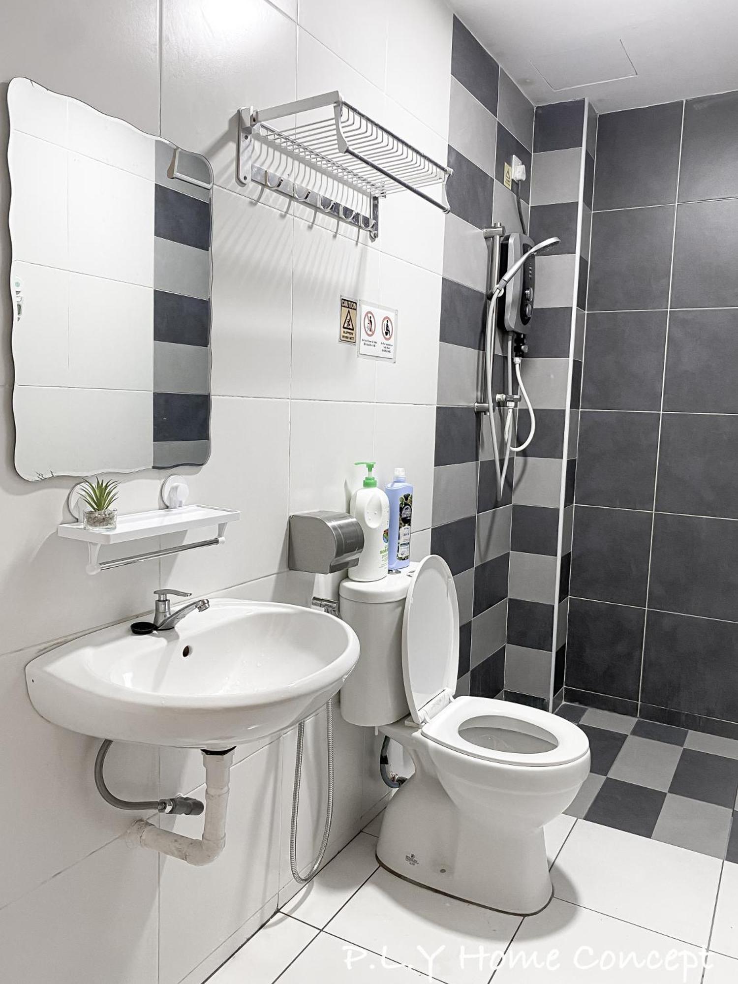 Apartment Manhattan Groundfloor Poolside Free Netflix&carpark *