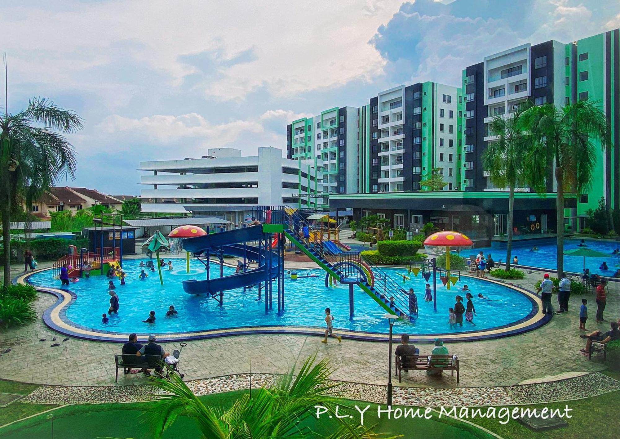 Apartment Manhattan Groundfloor Poolside Free Netflix&carpark Ipoh